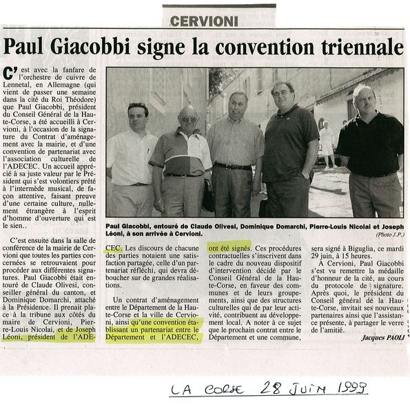 Paul Giacobbi signe la convention triennale